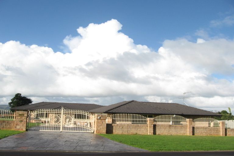 Photo of property in 167 Polo Prince Drive, Alfriston, Auckland, 2105