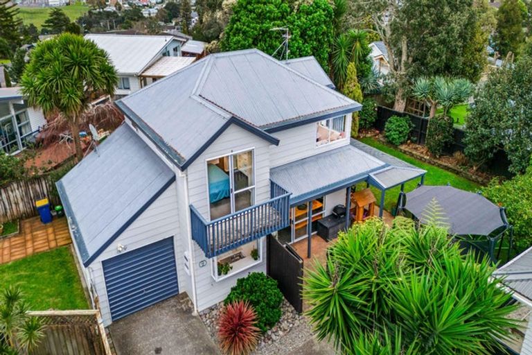 Photo of property in 2/41 Colwill Road, Massey, Auckland, 0614