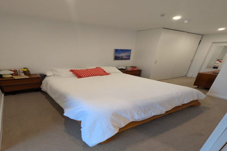 Photo of property in 7/163 Hobsonville Point Road, Hobsonville, Auckland, 0616