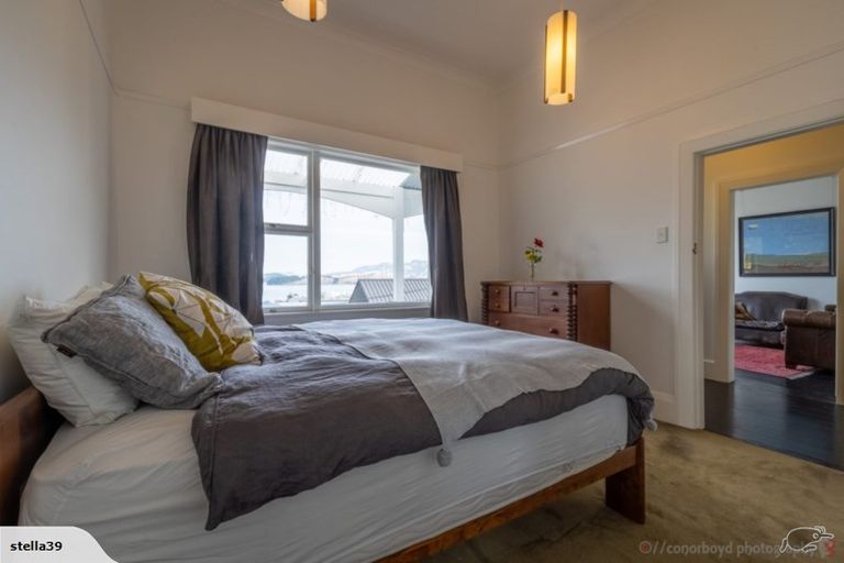 Photo of property in 22 Exeter Street, Lyttelton, 8082