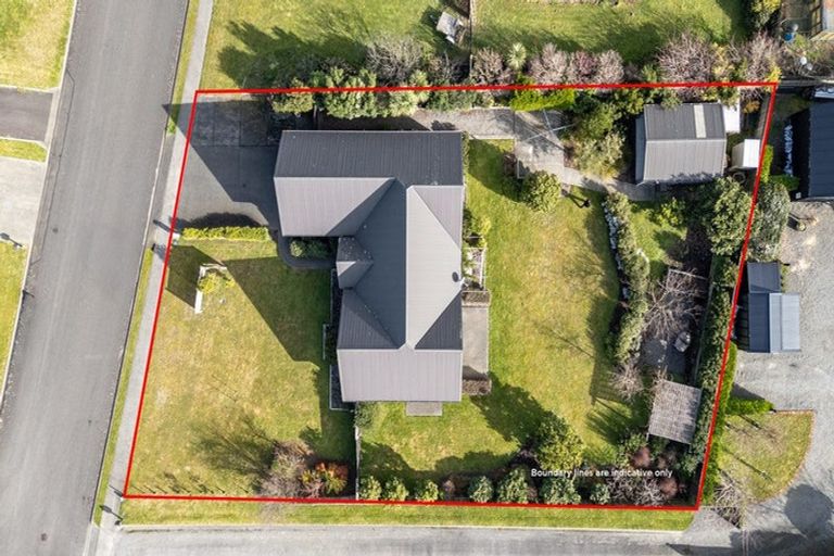 Photo of property in 23 Carrington Drive, Carterton, 5713