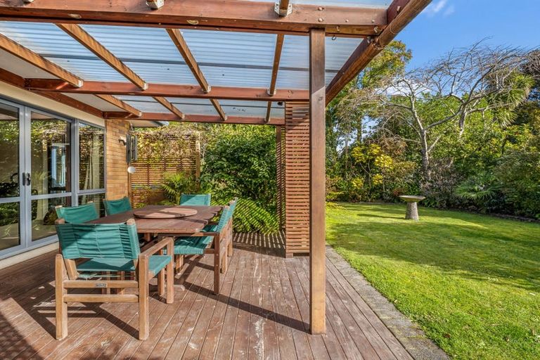 Photo of property in 16 Saint Kilda Place, Papamoa Beach, Papamoa, 3118