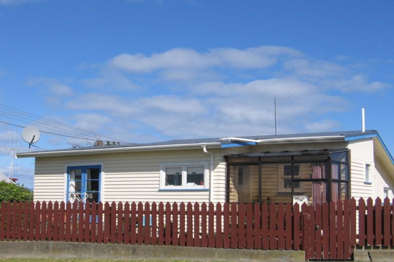 Photo of property in 118 Seabury Avenue, Foxton Beach, Foxton, 4815