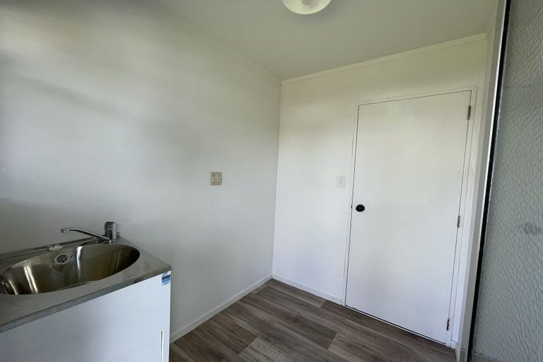 Photo of property in 76b Kahikatea Drive, Melville, Hamilton, 3206