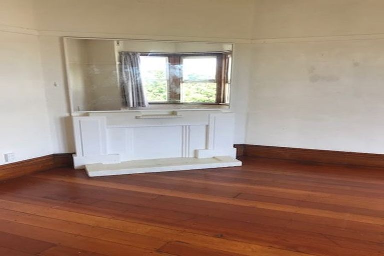 Photo of property in 4 Myrtle Crescent, Mount Cook, Wellington, 6021