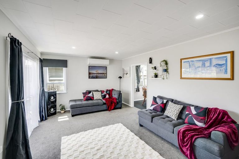 Photo of property in 69 Clarence Cox Crescent, Pirimai, Napier, 4112