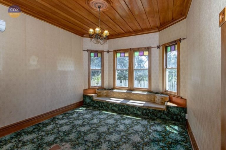 Photo of property in 15 Lawrence Road, Hospital Hill, Napier, 4110