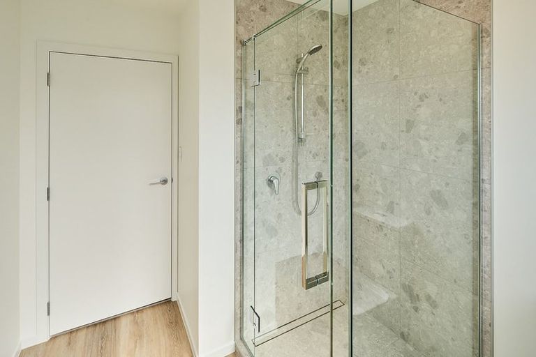 Photo of property in 3/90 Knights Road, Hutt Central, Lower Hutt, 5010