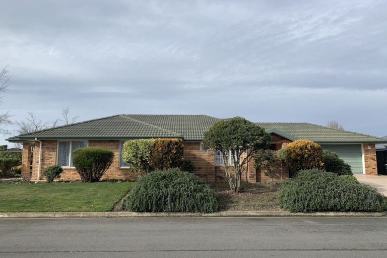 Photo of property in 1 Baltic Place, Northwood, Christchurch, 8051