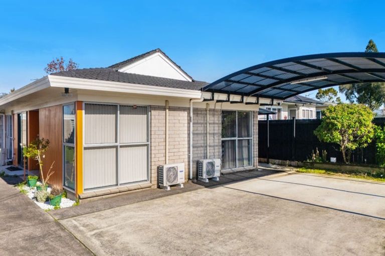 Photo of property in 1/57 Victoria Road, Papatoetoe, Auckland, 2025