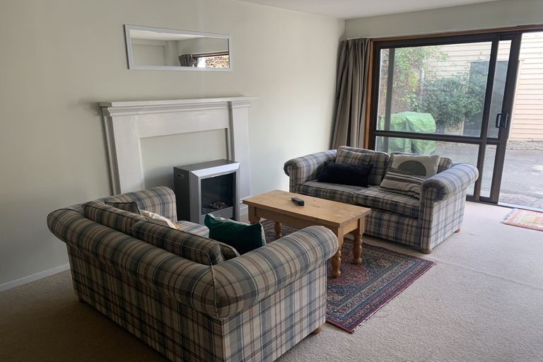 Photo of property in 4 Payne Place, Arrowtown, 9302