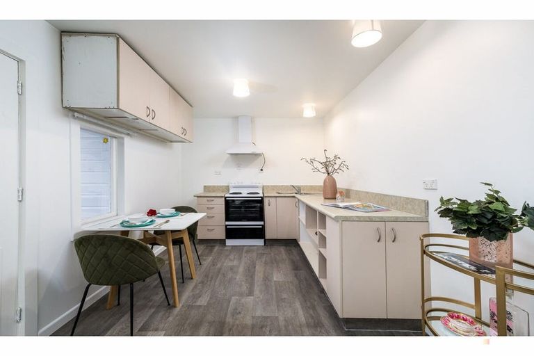 Photo of property in 92-98 High Street, Waimate, 7924