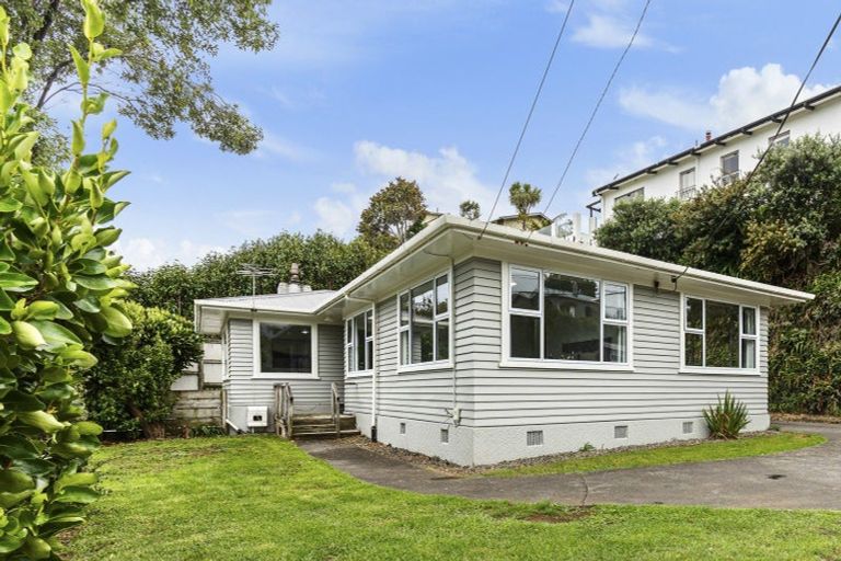 Photo of property in 388 Saint Aubyn Street, Moturoa, New Plymouth, 4310
