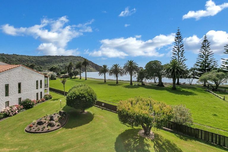 Photo of property in 10/34 Waiwera Place, Waiwera, Orewa, 0994