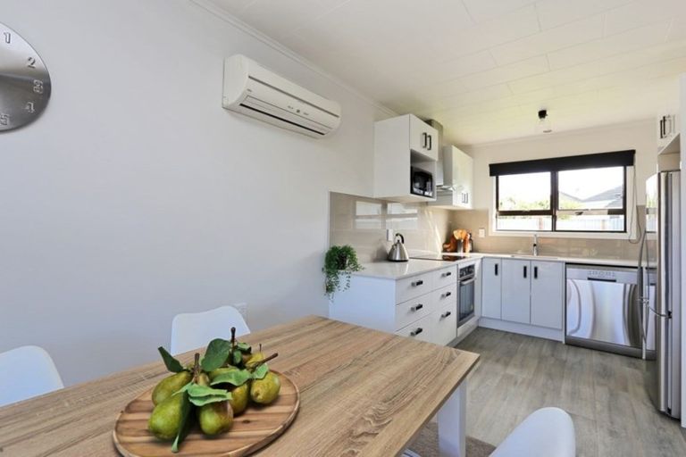 Photo of property in 4/608 Grays Road, Mahora, Hastings, 4120