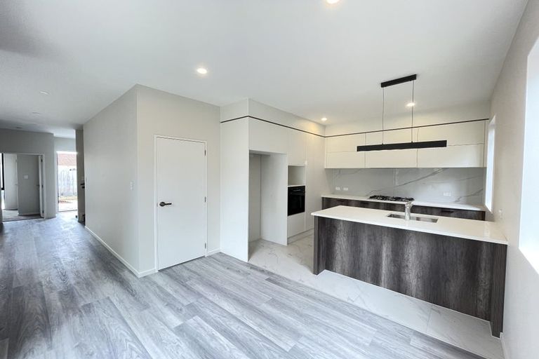 Photo of property in 88b John Downs Drive, Browns Bay, Auckland, 0630