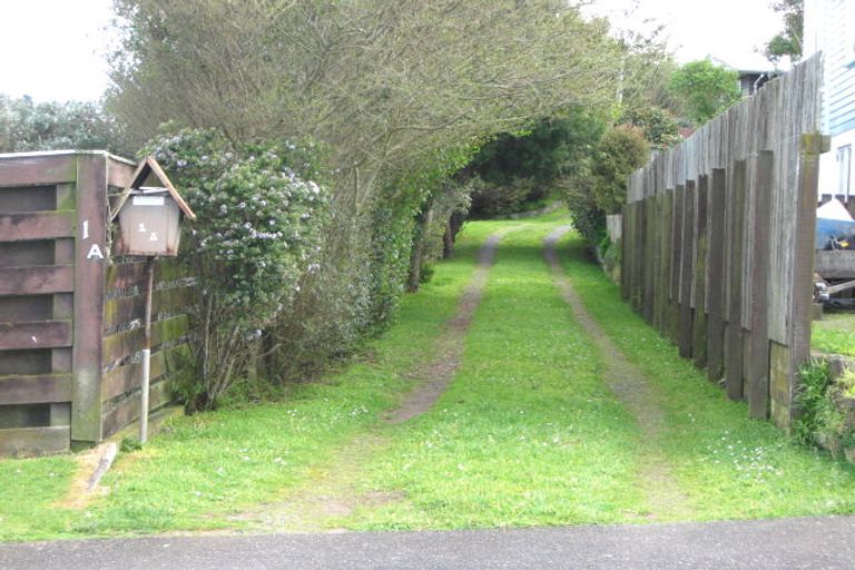 Photo of property in 1a Wiremu Place, Blagdon, New Plymouth, 4310