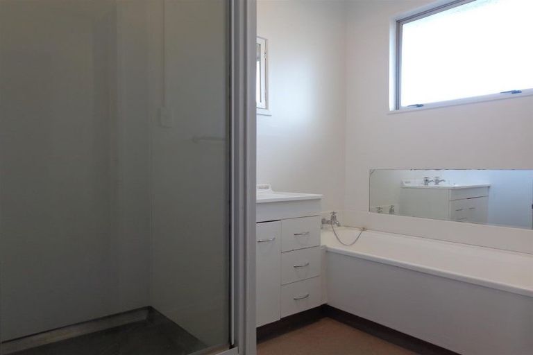 Photo of property in 1/73 Brockworth Place, Riccarton, Christchurch, 8011