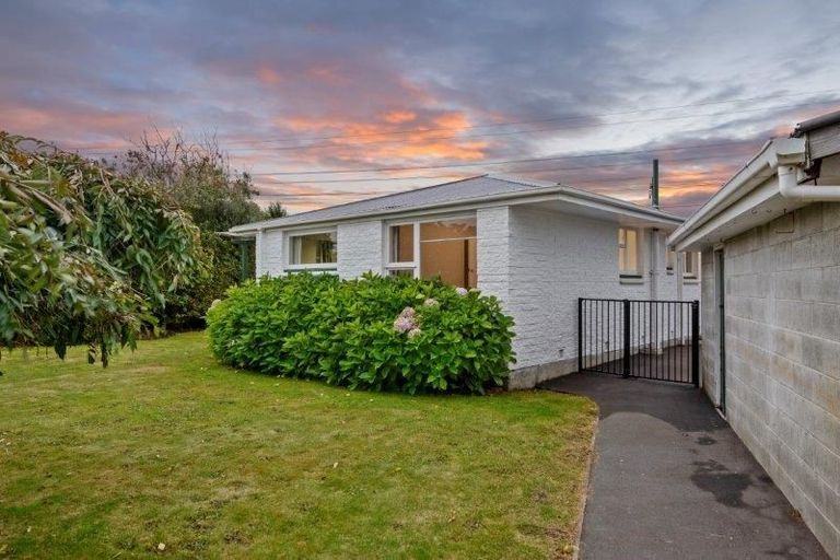 Photo of property in 379a Greers Road, Bishopdale, Christchurch, 8053