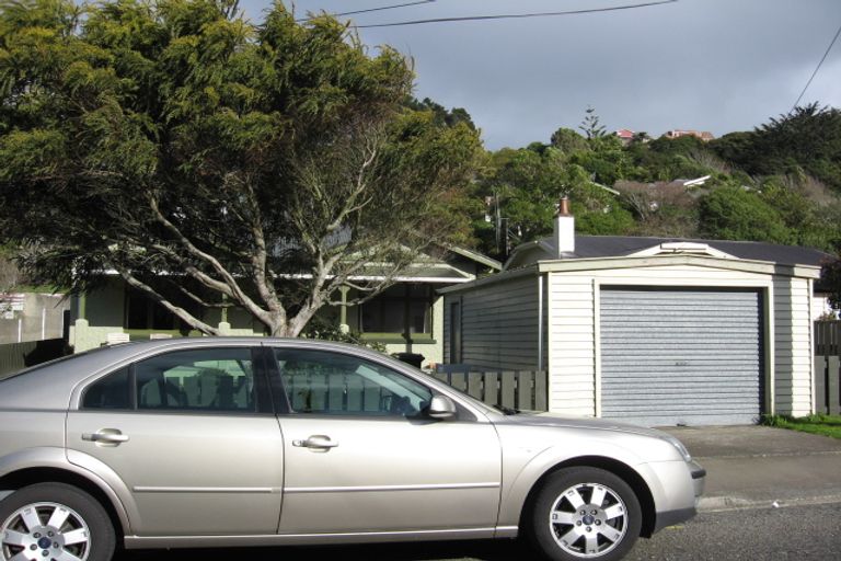 Photo of property in 15 Cornford Street, Karori, Wellington, 6012