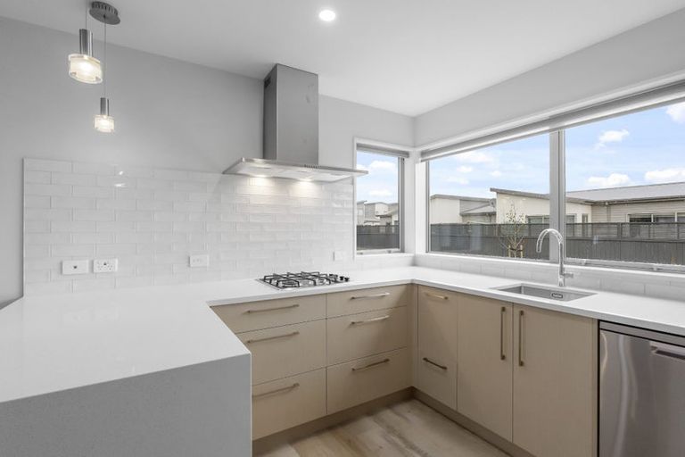 Photo of property in 1 Kakapo Lane, Redwood, Christchurch, 8051