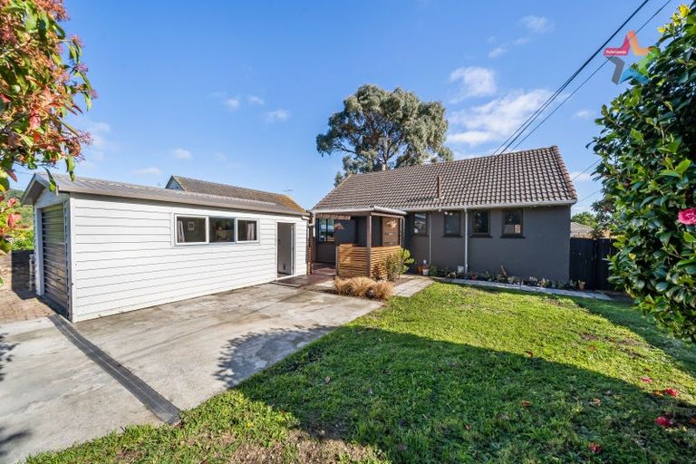 Photo of property in 86 Wilkie Crescent, Naenae, Lower Hutt, 5011