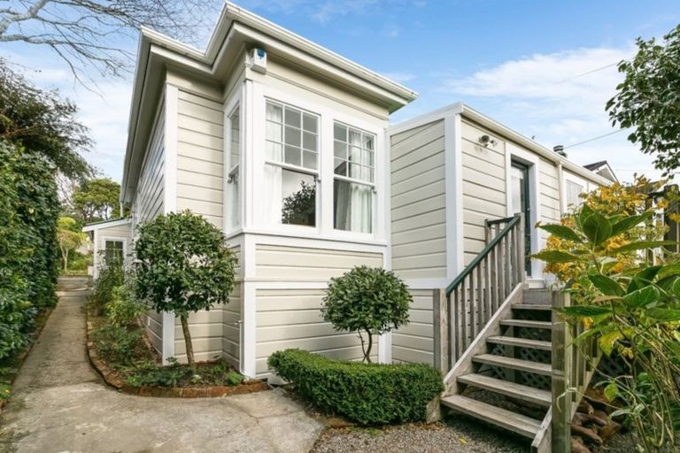 Photo of property in 31 Friend Street, Karori, Wellington, 6012