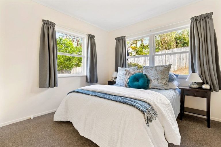 Photo of property in 1/66 Hastings Road, Mairangi Bay, Auckland, 0630