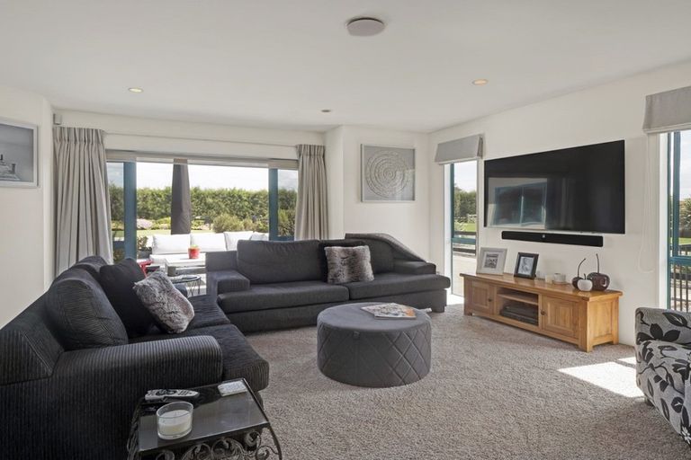 Photo of property in 38 The Loop, Meeanee, Napier, 4110