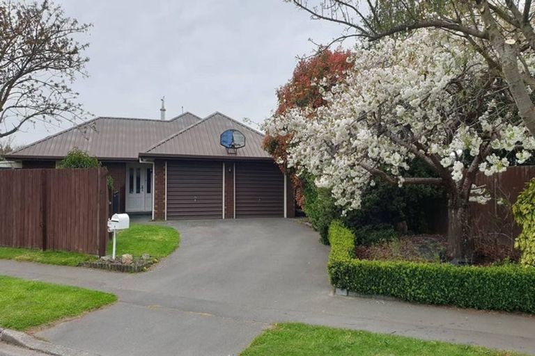 Photo of property in 4 Arkwright Place, Halswell, Christchurch, 8025