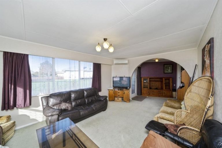 Photo of property in 15 Murray Avenue, Hawera, 4610