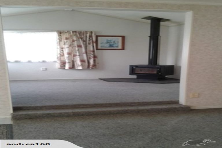 Photo of property in 1 Pohue Grove, Stokes Valley, Lower Hutt, 5019