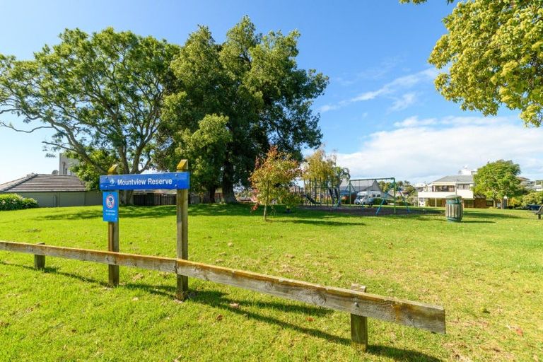 Photo of property in 42 Hillcrest Road, Otumoetai, Tauranga, 3110