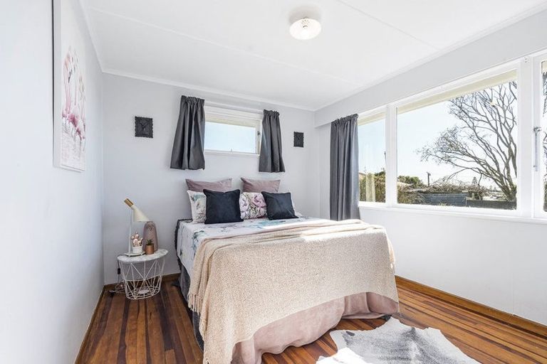 Photo of property in 14 Raleigh Street, Vogeltown, New Plymouth, 4310