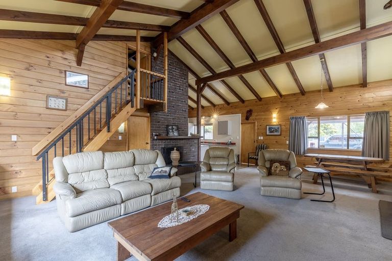 Photo of property in 477 Matariki Street, Tokaanu, Turangi, 3381