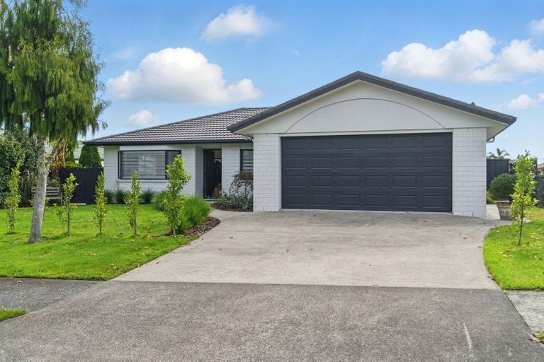Photo of property in 52 Highfields Drive, Katikati, 3129