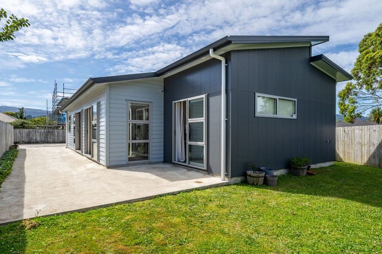 Photo of property in 25a Hikurangi Street, Trentham, Upper Hutt, 5018
