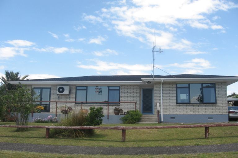 Photo of property in 22 Donovan Street, Te Puke, 3119