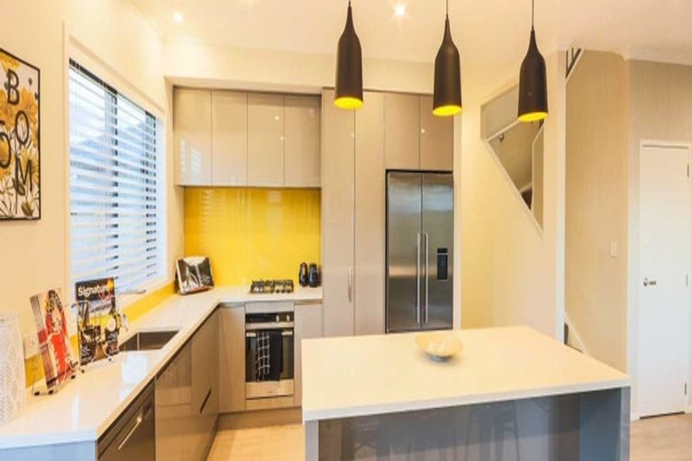 Photo of property in 10 Horsefields Drive, Flat Bush, Auckland, 2019