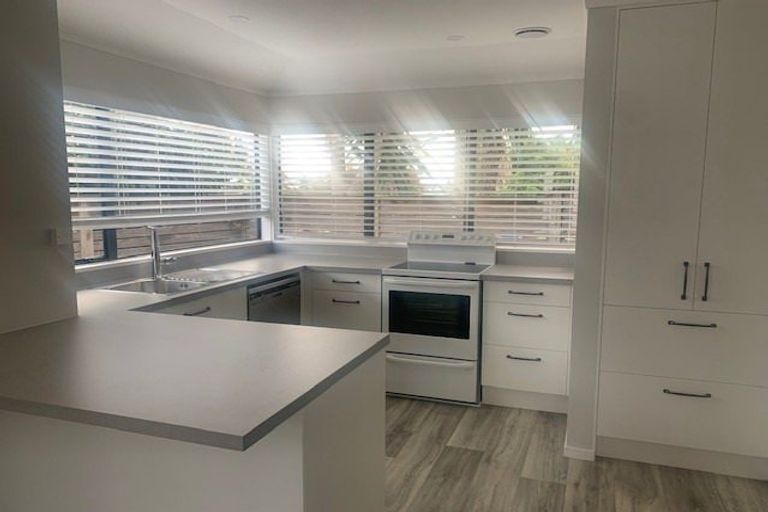 Photo of property in 11 Pamela Place, Otumoetai, Tauranga, 3110