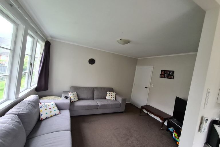 Photo of property in 125 Molesworth Street, Taita, Lower Hutt, 5011