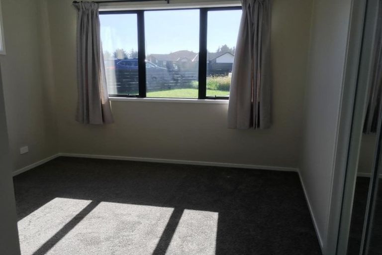 Photo of property in 63 Links Drive, Waiwhakaiho, New Plymouth, 4312