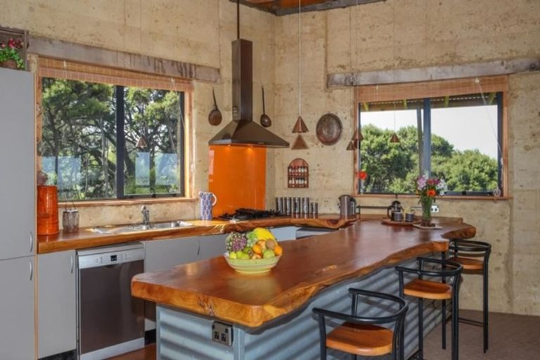 Photo of property in 186 Settlement Road, Papakura, 2110