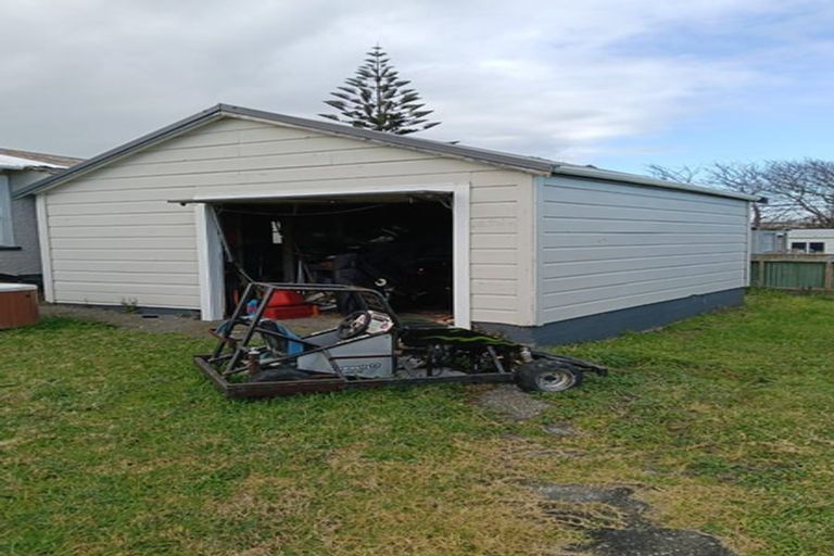 Photo of property in 159 Egmont Street, Patea, 4520