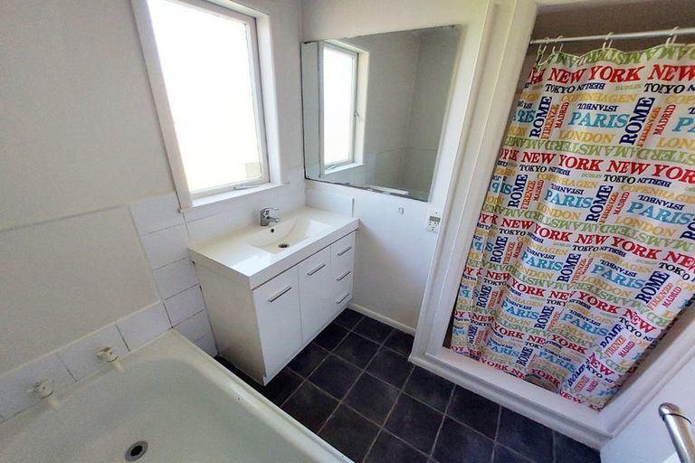 Photo of property in 150 Bryant Road, St Andrews, Hamilton, 3200