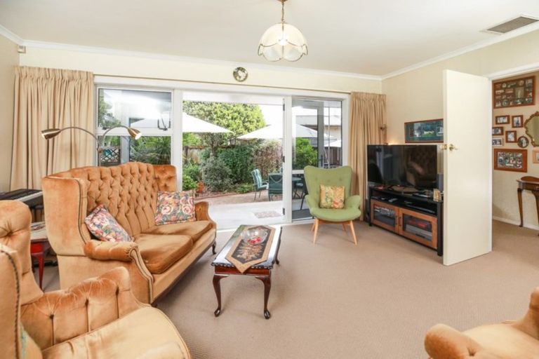 Photo of property in 21 Pulham Crescent, Queenwood, Hamilton, 3210