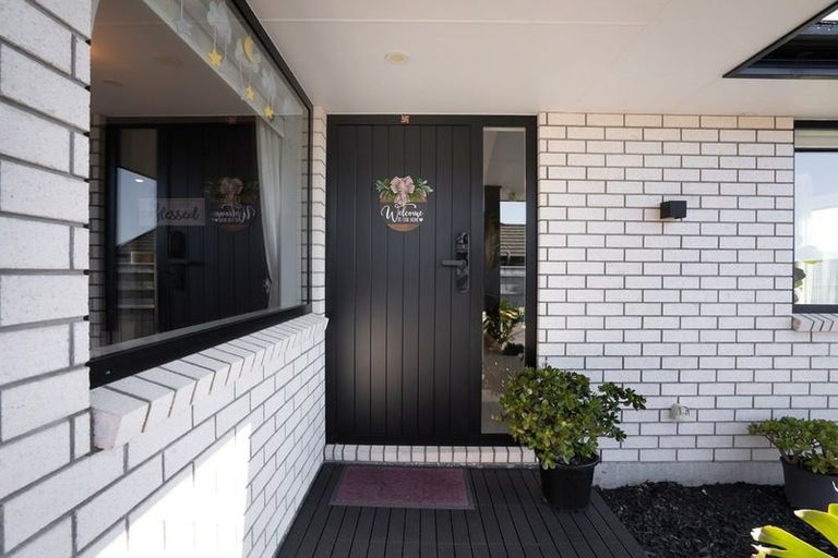 Photo of property in 25b Coby Sydney Drive, Bell Block, New Plymouth, 4312