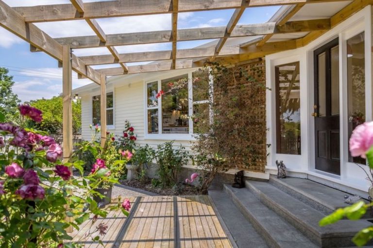 Photo of property in 9 Card Crescent, Featherston, 5710