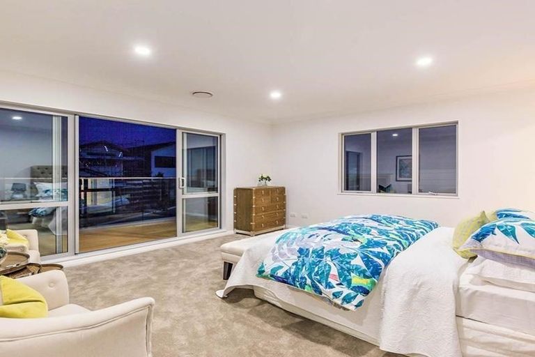 Photo of property in 10 Barque Rise, Long Bay, Auckland, 0630