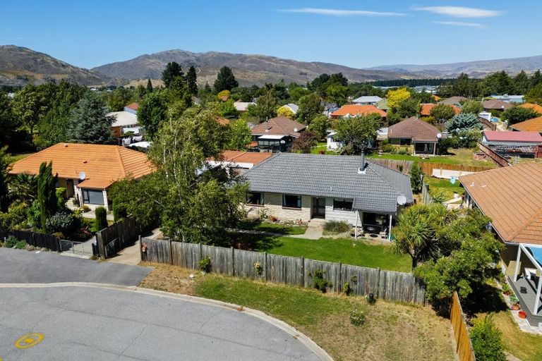 Photo of property in 5 Coach Court, Cromwell, 9310